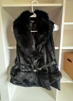 🖤 Seven Star Black Faux Fur Vest with Sparkling Belt – Size L/XL, marca: Seven Star, estado: Muy bueno, tamaño: L / 40 / 12, 5,00 €, 5,95 € Protección al comprador incluida