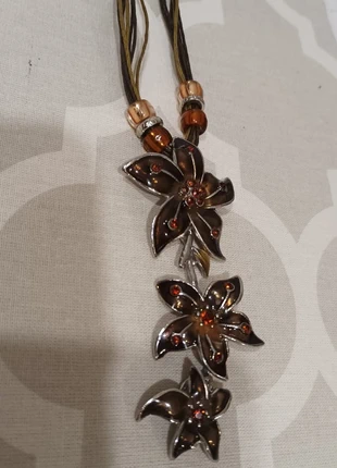 Collar corto flores de metal con brillantes, marque: no consta, état: Neuf sans étiquette, 9,00 €, 10,15 € Protection acheteurs incluse