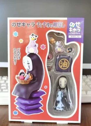 Spirited Away – Miniature Impilabili Senza Volto, estado: Nuevo con etiquetas, tamaño: Talla única, 30,00 €, 32,20 € Protección al comprador incluida