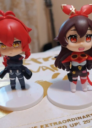 Chibi Diluc & Amber Genshin Impact, brand: miHoYo, condizioni: Nuovo senza cartellino, taglia: Taglia unica, €10.00, €11.20 include la Protezione acquisti