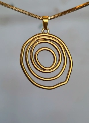 Elegante goudkleurige ketting ●Stainlesssteel, staat: Heel goed, € 5,95, € 6,95 inclusief Kopersbescherming Pro