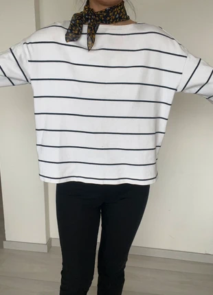 Oversized long-sleeve shirt with black stripes, merk: Muji, staat: Goed, maat: S / 36 / 8, € 11,00, € 12,25 inclusief Kopersbescherming