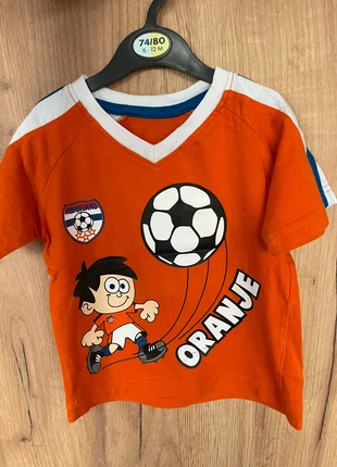 Oranje Nederland shirt 12–18 m, voetbal, oranje, leuk als cadeau 🎁, merk: Early Days, staat: Heel goed, maat: 12-18 maanden / 80 cm, € 2,00, € 2,80 inclusief Kopersbescherming