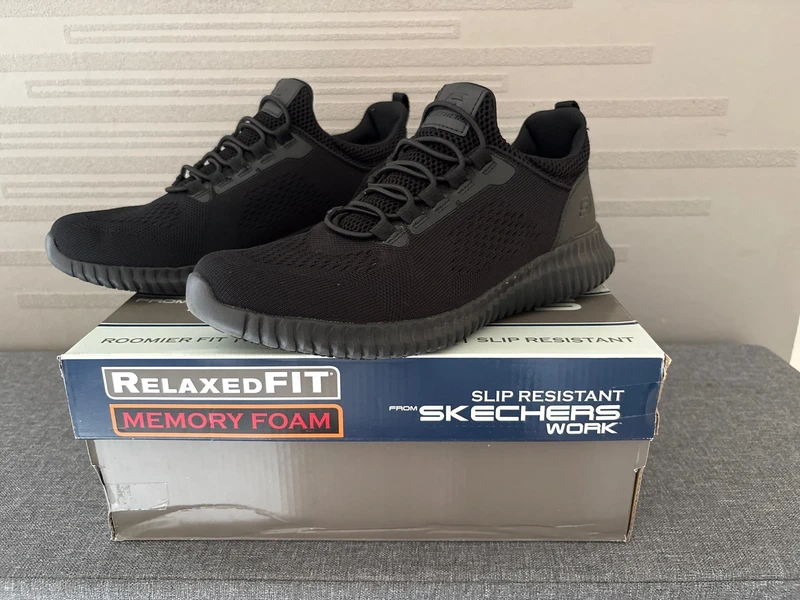 Chaussures Skechers Work – neuves, portées une seule fois - photo numéro 2