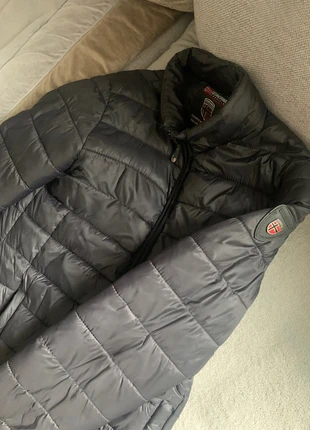 Doudoune noire Geo Norway, marke: Geographical Norway, zustand: Gut, größe: M / 38 / 10, 6,00 €, 7,00 € inklusive Vinted-Käuferschutz