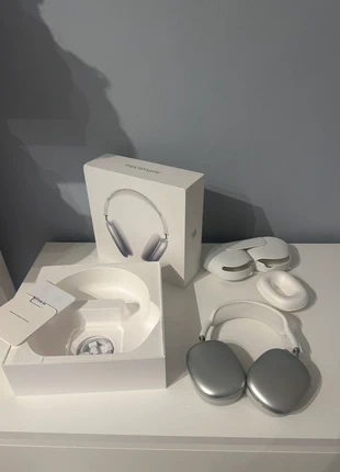 Apple Airpods Max, marke: Apple, zustand: Neu, mit Etikett, 400,00 €, 420,70 € inklusive Vinted-Käuferschutz