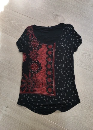 Haut Desigual vintage, marque: Desigual, état: Très bon état, taille: S / 36 / 8, 8,00 €, 9,10 € Protection acheteurs incluse