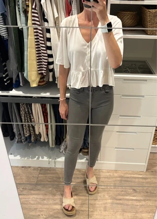 Pantalones grises de Massimo Dutti, marque: Massimo Dutti, état: Très bon état, taille: M / 38 / 10, 5,00 €, 5,95 € Protection acheteurs incluse