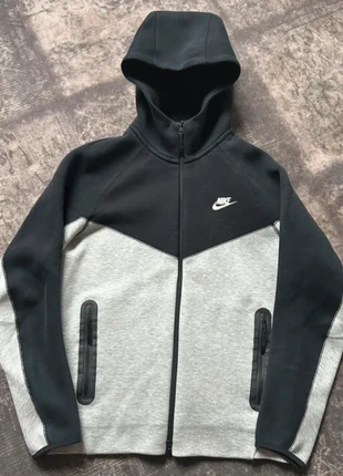 Nike Tech, brand: Nike, condition: New with tags, size: M, €69.99, €74.19 includes Buyer Protection