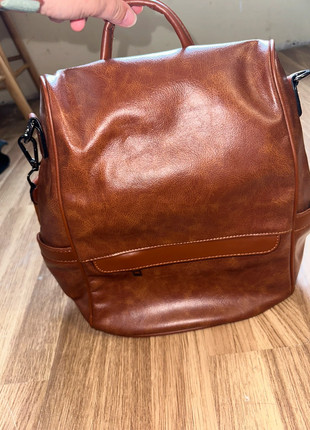Brown Faux Leather Backpack – Mochila marrón NUEVA · Estilo vintage / Multiuso 🎒, marque: Local, état: Neuf sans étiquette, 45,00 €, 47,95 € Protection acheteurs incluse
