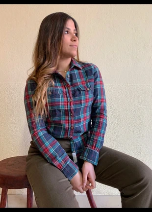 Camicia a quadri rossi e blu di H&M, marke: H&M, zustand: Zufriedenstellend, größe: S / 36 / 8, 2,00 €, 2,80 € inklusive Vinted-Käuferschutz