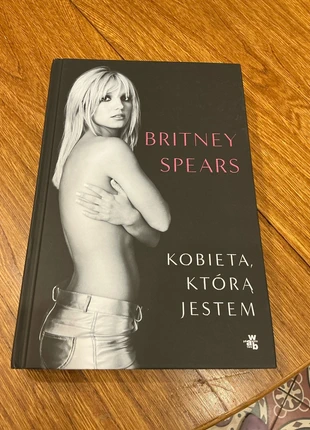 Książka po polsku - Kobieta którą jestem, staat: Heel goed, € 5,00, € 5,95 inclusief Kopersbescherming