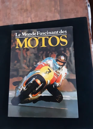 Livre "le Monde Fascinant des Motos", état: Bon état, 3,00 €, 3,85 € Protection acheteurs incluse