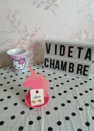 Boucles d'oreilles boules style shambala beige / sans marque, staat: Nieuw zonder prijskaartje, € 3,00, € 3,85 inclusief Kopersbescherming