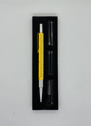 Multifuncional pen, état: Très bon état, 10,00 €, 11,20 € Protection acheteurs incluse