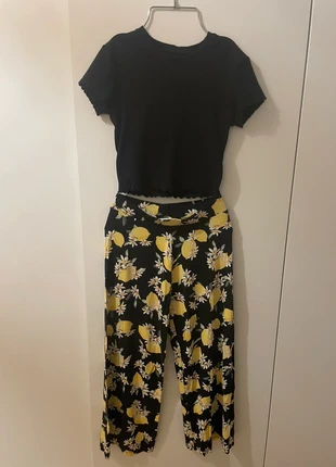Gina Tricot Culotte Lemonprint, brand: Gina Tricot, condizioni: Ottime, taglia: S / IT 40 / EU 36, €3.00, €3.85 include la Protezione acquisti