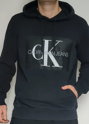 Sweat à capuche Calvin Klein Bleu Marine - Taille M, marque: Calvin Klein, état: Très bon état, taille: M, 29,95 €, 32,15 € Protection acheteurs (Pro) incluse