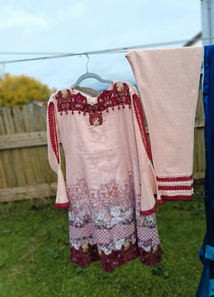 Pakistani dress, marque: Ally’s, état: Très bon état, taille: S / 36 / 8, 5,00 €, 5,95 € Protection acheteurs incluse