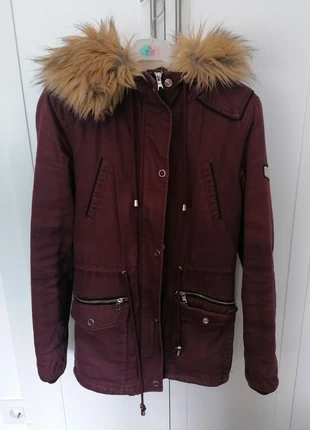 Parka burdeos. Pimpie, marca: Pimkie, estado: Satisfactorio, tamaño: XS / 34 / 6, 10,00 €, 11,20 € Protección al comprador incluida