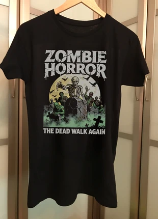 Zombie horror men black t-shirt dead walk again, marque: deadwalk, état: Très bon état, taille: M, 14,95 €, 16,40 € Protection acheteurs (Pro) incluse