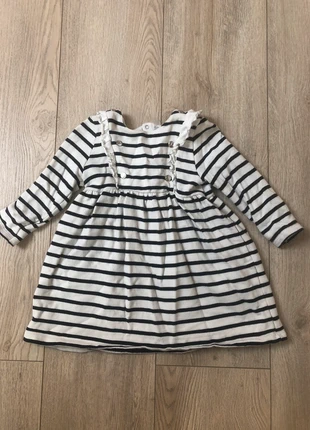 Robe marinière Petit Bateau 36 mois/3 ans, brand: Petit Bateau, condizioni: Nuovo senza cartellino, taglia: 24-36 mesi / 92 cm, €9.00, €10.15 include la Protezione acquisti
