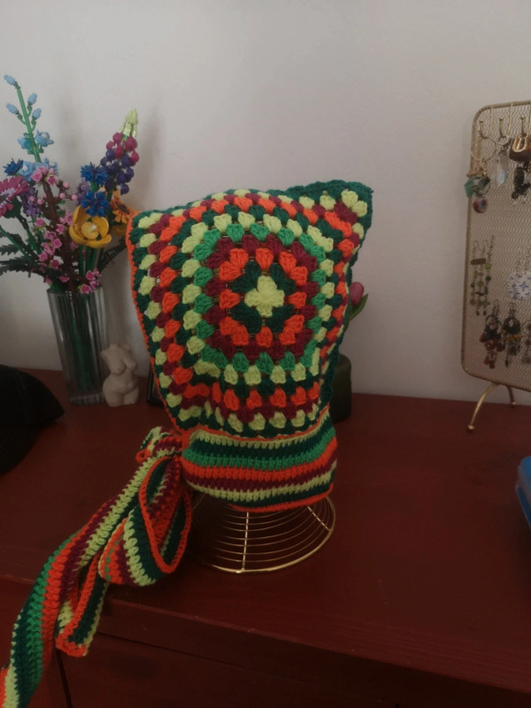 Neon crochet hood gehäkelte Kapuze