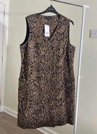 Women’s Long Sleeveless Dress Animal Autumnal Print Size 18 New with Tags Dorothy Perkins, brand: Dorothy Perkins, condition: Very good, size: XXXL / 18, £18.00, £19.60 includes Buyer Protection