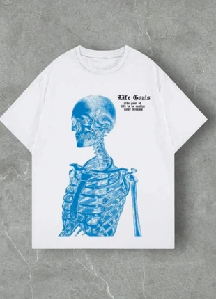 T-shirt imprimer y2k blanc et bleu taille M, marke: y2k, zustand: Neu, größe: M, 18,00 €, 19,60 € inklusive Vinted-Käuferschutz