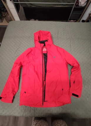 Warm ski jacket, marca: 4F, estado: Satisfactorio, tamaño: M, 12,00 €, 13,30 € Protección al comprador incluida
