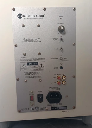 Caisson de basse RADIUS 370 HD, merk: Monitor audio, staat: Goed, € 130,00, € 137,20 inclusief Kopersbescherming