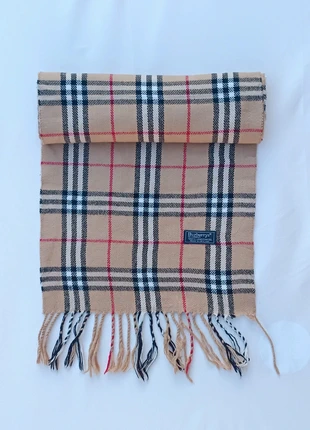 Burberrys of London 100% Lambswool Scarf  Iconic Vintage Check, marca: Burberry, estado: Muy bueno, 35,00 €, 37,45 € Protección al comprador incluida