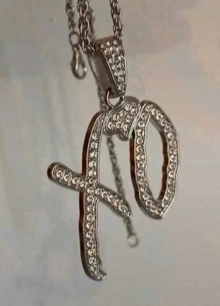 Collana XO - The Weeknd, marque: The Weeknd, état: Neuf sans étiquette, 8,00 €, 9,10 € Protection acheteurs incluse