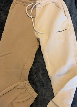 Jogging oversize Bershka deux couleurs, brand: Bershka, condition: Very good, size: XS / 34 / 6, €4.00, €4.90 includes Buyer Protection