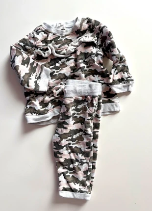 Ensemble jogging camouflage, marca: Bébé Rêve, estado: Bom, tamanho: 6-9 meses / 68 cm, €2.00, €2.80 inclui Proteção do Comprador