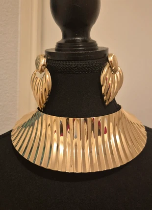 Collier oversize doré et ses boucles d'oreilles assorties, brand: le palais de la mode, condition: New without tags, €15.00, €16.45 includes Buyer Protection