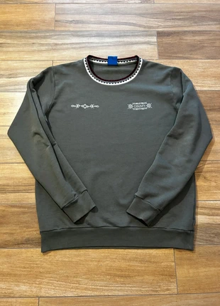 Olive Pullover Sweatshirt Marcelo Burlon - Taglia L - Felpa Color oliva Marcelo, marke: Marcelo Burlon, zustand: Neu, größe: L, 120,00 €, 126,70 € inklusive Vinted-Käuferschutz