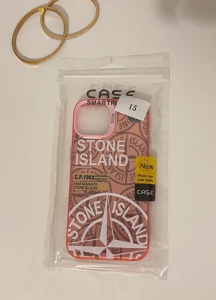 Coque Stone Island IPhone 15, marque: Case, état: Neuf avec étiquette, 5,00 €, 5,95 € Protection acheteurs incluse