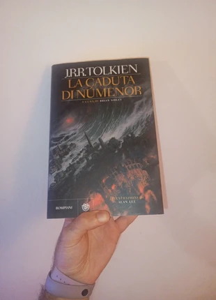Libro jrr Tolkien la caduta di numenor prima edizione gennaio 2025, zustand: Neu, mit Etikett, 60,00 €, 63,70 € inklusive Vinted-Käuferschutz