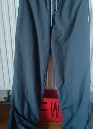 Pantalon  Rebook pour homme S, marque: Reebok, état: Très bon état, taille: S, 6,00 €, 7,00 € Protection acheteurs incluse