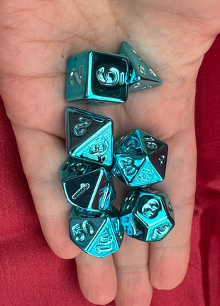 Set Dadi poliedrici dnd placcati metallizzato, estado: Novo sem etiquetas, €6.00, €7.00 inclui Proteção do Comprador