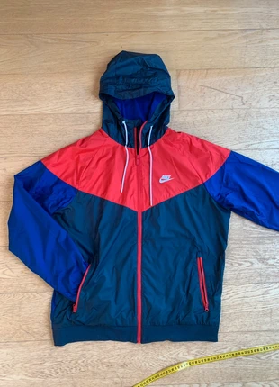 Nike Windbreaker Jacket Blue/Red Size L, marca: Nike, estado: Muito bom, tamanho: L, €30.00, €32.20 inclui Proteção do Comprador