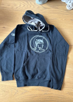 Trui met kap ,, merk: Kariban, staat: Heel goed, maat: XS, € 5,00, € 5,95 inclusief Kopersbescherming