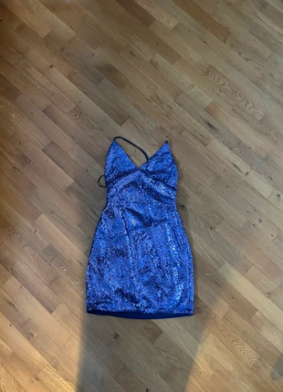 Vestito Corto Viola Con Paillettes, marque: Shein, état: Neuf sans étiquette, taille: XS / 34 / 6, 4,50 €, 5,43 € Protection acheteurs incluse