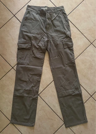 Jeans, marca: Stradivarius, estado: Muy bueno, tamaño: S / 36 / 8, 4,00 €, 4,90 € Protección al comprador incluida