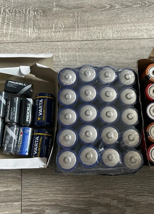 Batterien LR20&LR14 Varta und Procell, brand: VARTA, condizioni: Nuovo con cartellino, €30.00, €32.20 include la Protezione acquisti