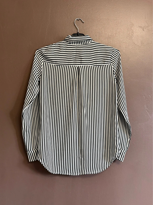 Chemise rayé noire et blanche H&M - photo numéro 2