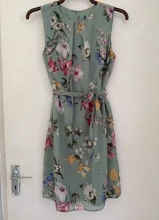 Floral Sleeveless Dress, brand: Source Unknown, condition: Very good, size: S / 36 / 8, €8.00, €9.10 includes Buyer Protection
