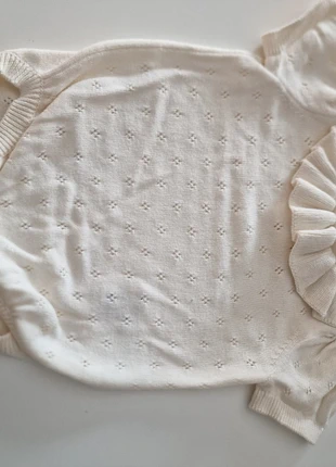 Crèmekleurige romper JBC, merk: JBC, staat: Heel goed, maat: 3-6 maanden / 62 cm, € 3,00, € 3,85 inclusief Kopersbescherming