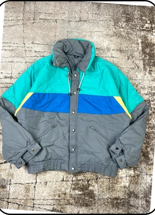 Doudoune Vintage y2k en très bon état 10/10 (M), marque: Vintage Dressing, état: Très bon état, taille: M, 17,00 €, 18,55 € Protection acheteurs (Pro) incluse