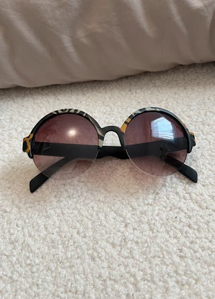 Lunettes de soleil rondes imprimé léopard femme, staat: Heel goed, € 5,00, € 5,95 inclusief Kopersbescherming